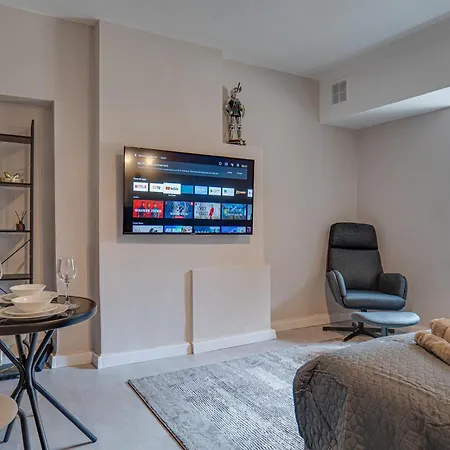 Modern In Ivan Asen Ii - Quiet Location דירה